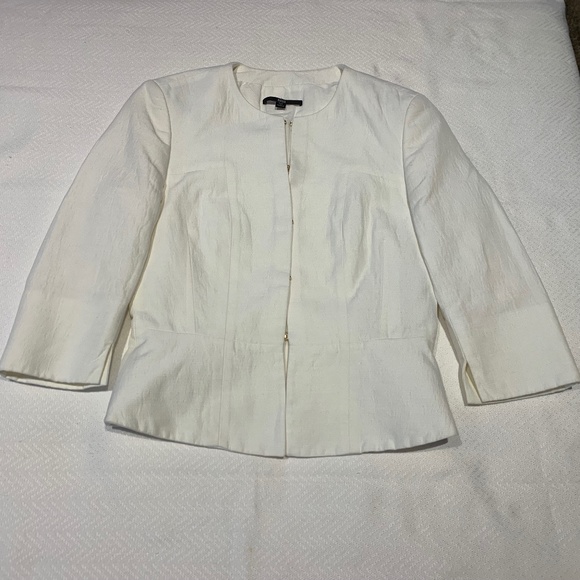Hugo Boss Off Cropped Jacket, Size 2, Off-White - Picture 6 of 13